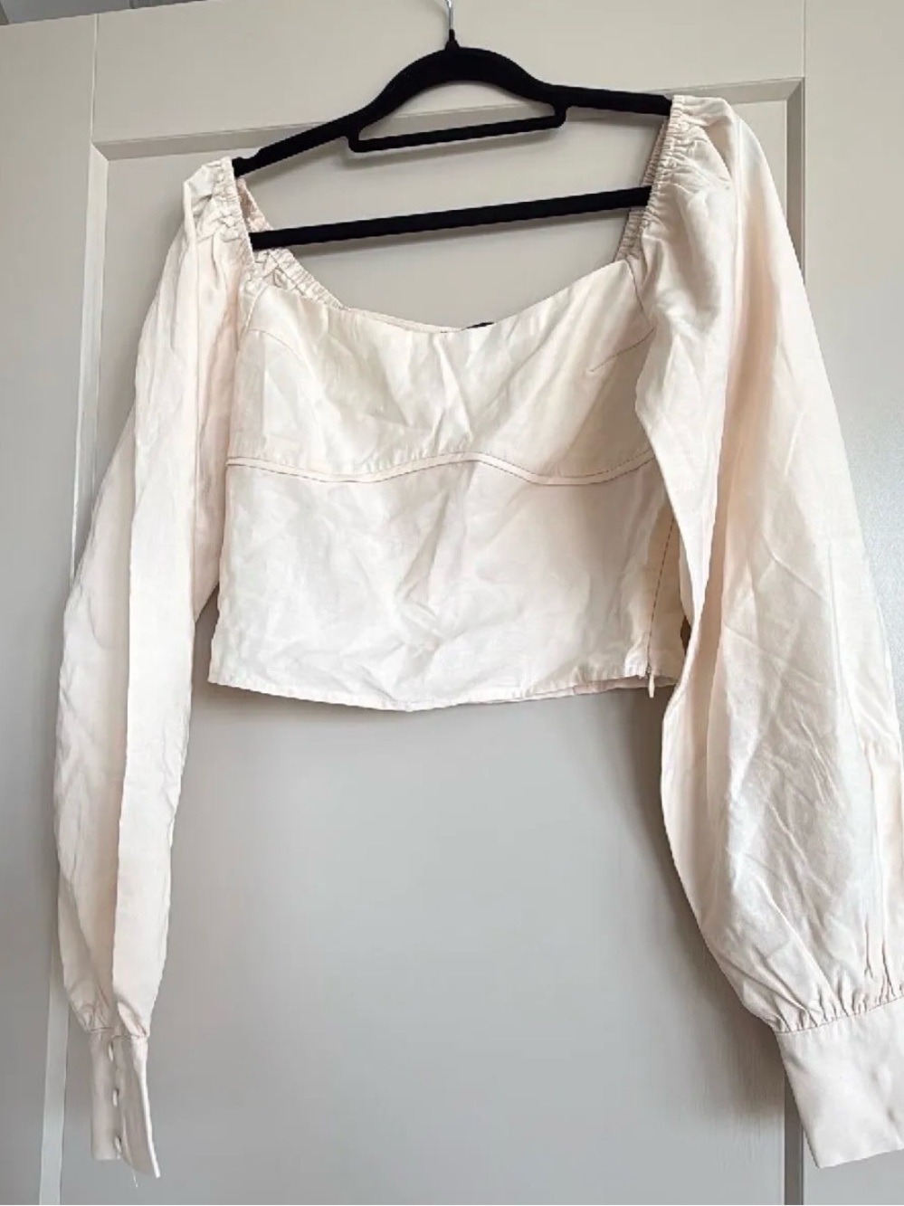 Fore Women's Cream Long Sleeve Square Neck Crop Top, Size S
